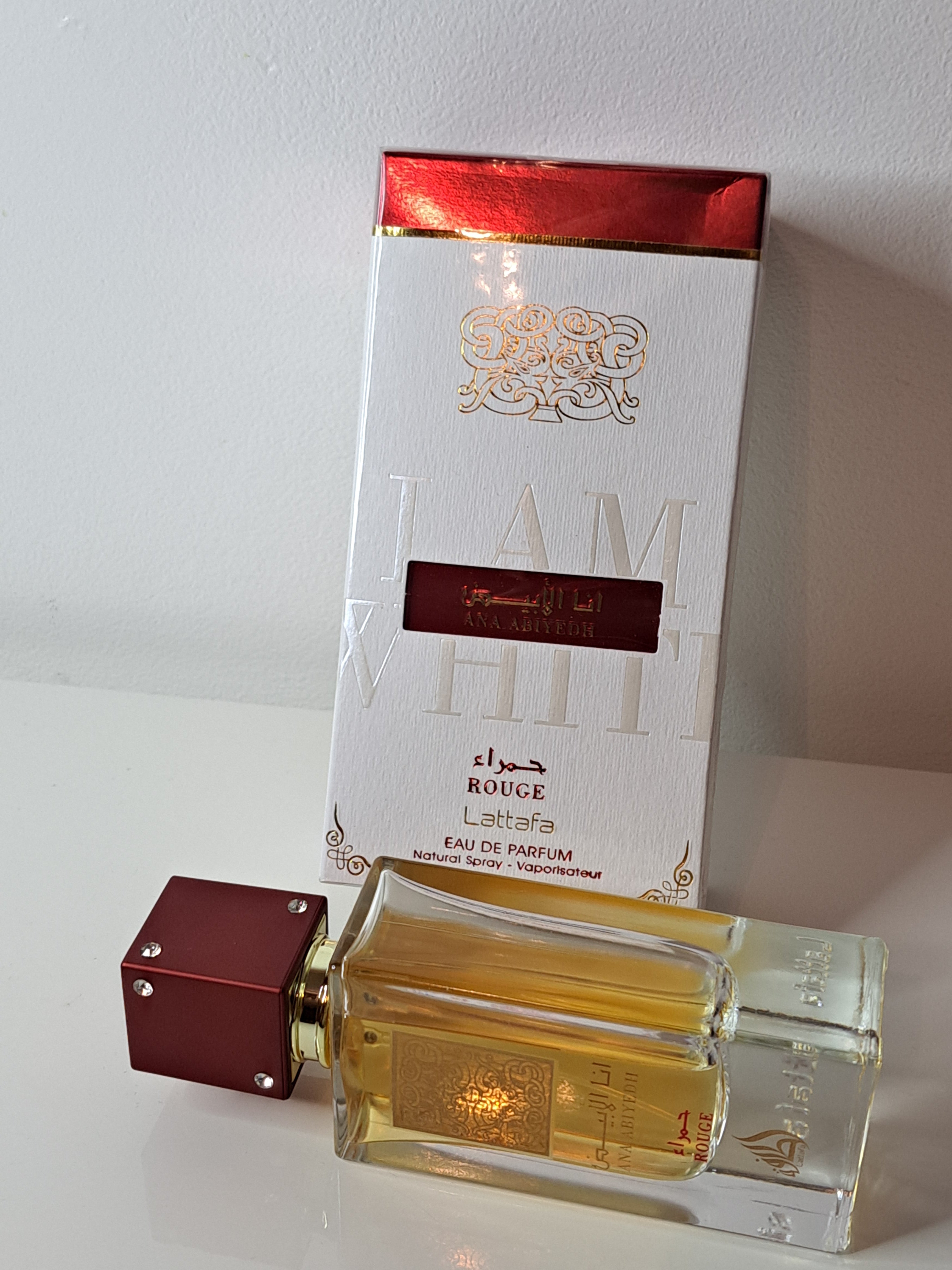 Parfum: Ana abiyedh Iam white rouge